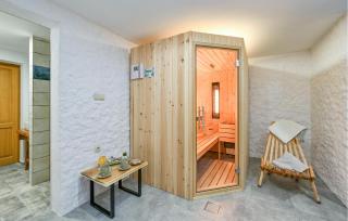Lovely Home In Lestakovec With Kitchen - - 2