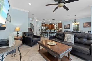 Champagne and Roses Fr 218 Tahitian Way - Destin - 5