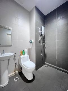 Airport Avenue Comfort Suites - Miri - 6