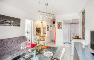 Cozy Apartment In La Rochelle With Wifi - 8