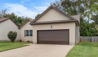 The Gate 4 Getaway! - Oak Grove - 8