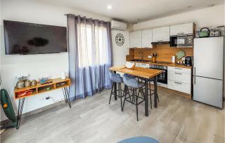 Amazing Apartment In Narbonne With Wifi - Narbonne - 8