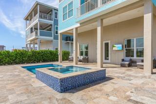 Luxurious Home: Gulf Views, Pool, Elevator - Fort Myers Beach - 7