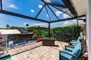 3BR Scenic Home in Marco l Pool l Hot Tub - 7