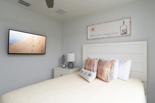 Oasis: Sunrise Views, Pool, Pet-Friendly - Fort Myers Beach - 6
