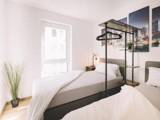 TomsFlat BRAUNSCHWEIG - 3 ROOMS, KITCHEN, WORKSPACE, HIGHSPEED WiFy, WASHER & DRYER, PARKING - 2