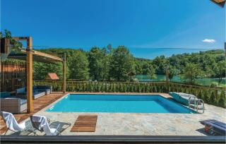 Beautiful Home In Gornji Zvecaj - 2