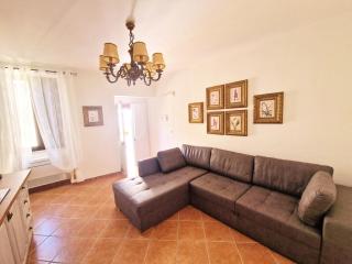 La Corte dei Filangieri - - 4