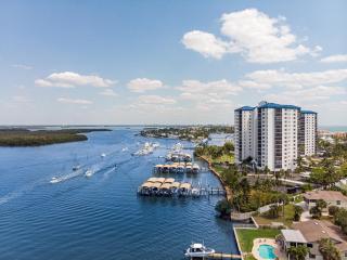 Ocean Harbor: Balcony, Wet Bar, Beach Views - Fort Myers Beach - 5