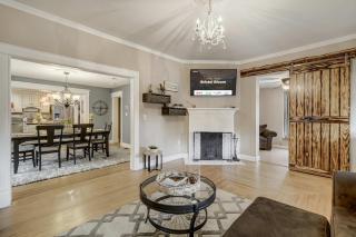 Bristhol Bloom! Oasis in the Heart of COS! - 1