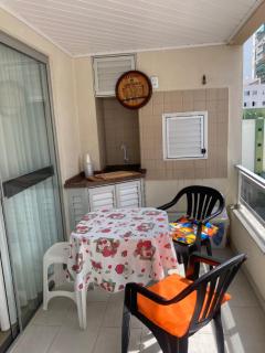 Apartamento meia praia 150m da praia - Itapema - 1