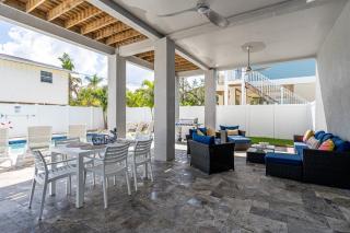 Pool Oasis: Spacious Home, Balconies, Pet-Friendly - Fort Myers Beach - 7