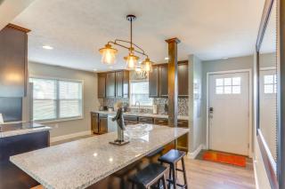 5 Mi to Lake Port Clinton Home with Gazebo and Grill! - Port Clinton - 5