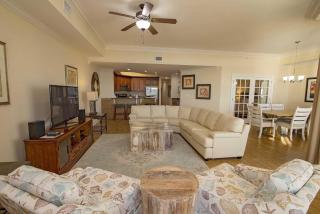 Phoenix West II 1807 - 4