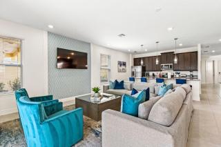 Luna Bliss - Kissimmee - 1