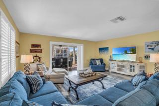 Beach House: Pool, Spa, Boat Dock & Beach - Fort Myers Beach - 1
