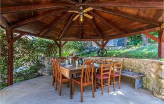 2 Bedroom Amazing Apartment In Bakar - 3