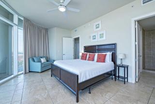 Turquoise Place C0709 - 2