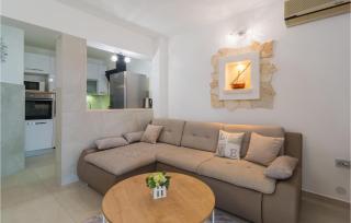 Amazing Home In Razanj - Ražanj - 7
