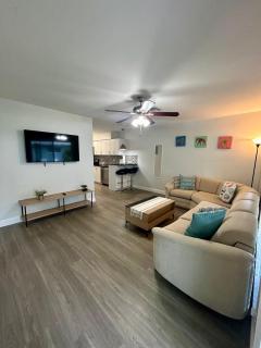 2 min walk to beach with free parking at Lauderdale 21-3 - Fort Lauderdale - 0