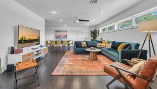 New-The Mod Poppy Large home 10 minutes from it all - Waco - 9