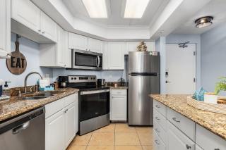 Estero Island 2BR: Gulf Views, Pool, & BBQ Area - Fort Myers Beach - 3