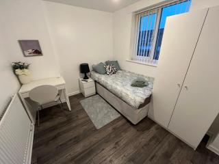 Weston Park Room, City Center - Sheffield - 0