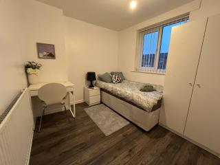 Weston Park Room, City Center - Sheffield - 4