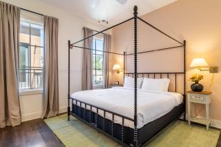 The Magnolia - 8