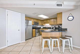 Phoenix V 812 - Orange Beach - 3