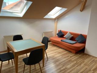 Schöne Dachgeschosswohnung im Herzen von Deidesheim - Deidesheim - 7