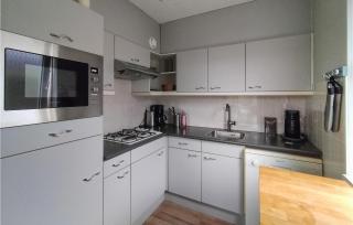 Lovely Home In Vlagtwedde With Kitchen - Vlagtwedde - 4