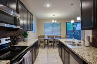 4-BR Townhome near Old Town Scottsdale - Scottsdale - 2