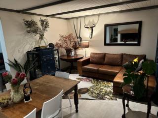 Cosy Home with an Ocean Breath! - 0