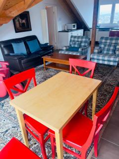 Apartment mit schöner Aussicht auf den Großen Feldberg & Burg Königstein - Kelkheim - 9