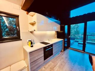 Woodland home - - 2