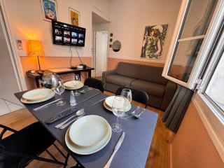 Peaceful Flat w WiFi Very Close to Pl Massena Refurbished - 0