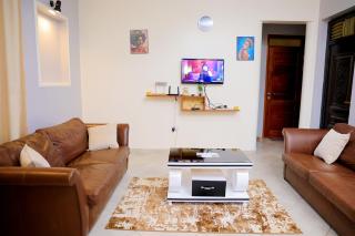 Najjera Kampala 1bed with Balcony WiFi & Parking - Kira - 9