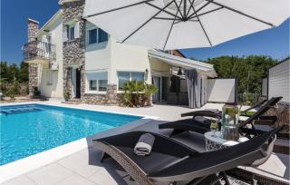 3 Bedroom Awesome Home In Kornic - Kornić - 6