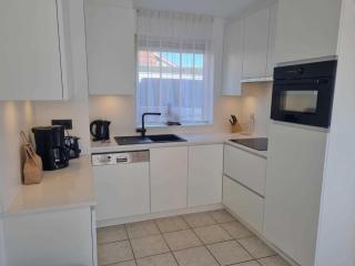 Eco Retreat by the Sea - 7