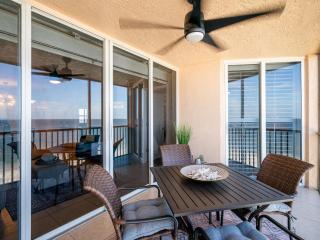 Gulf-View Condo w/ Pool, Beach Access & BBQ Area - Fort Myers Beach - 4
