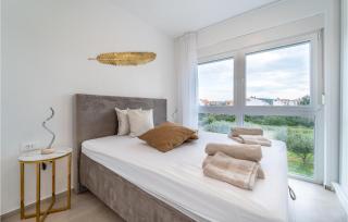 Lovely Apartment In Sukosan - 4