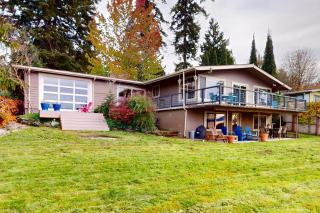 Belfair Bay Retreat - Allyn - 1