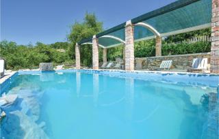 Awesome Home In Sinj With Sauna - Sinj - 1
