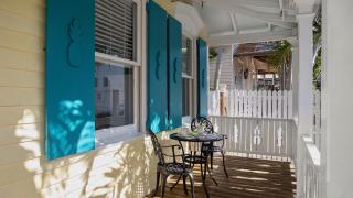 The Poetic Pineapple by Last Key Realty - Key West - 7