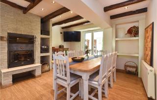 Awesome Home In Sinj With Sauna - Sinj - 8