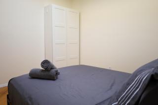 Family Friendly 4BR 2BA in Prime NYC Location - New York - 8