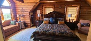 Trinity Lodge & Bunk Apartment Combo - Ferguson - 3