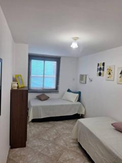 Apartamento completo 2 quartos 6 pessoas - Em frente a praia - 4