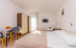 Cozy Apartment In Sveti Filip I Jakov - 9